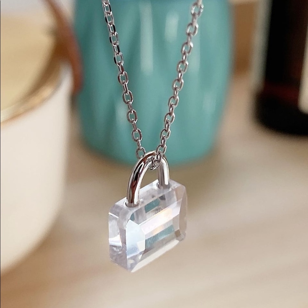 NEW 925 Sterling Silver Acrylic Mini Lock Necklace